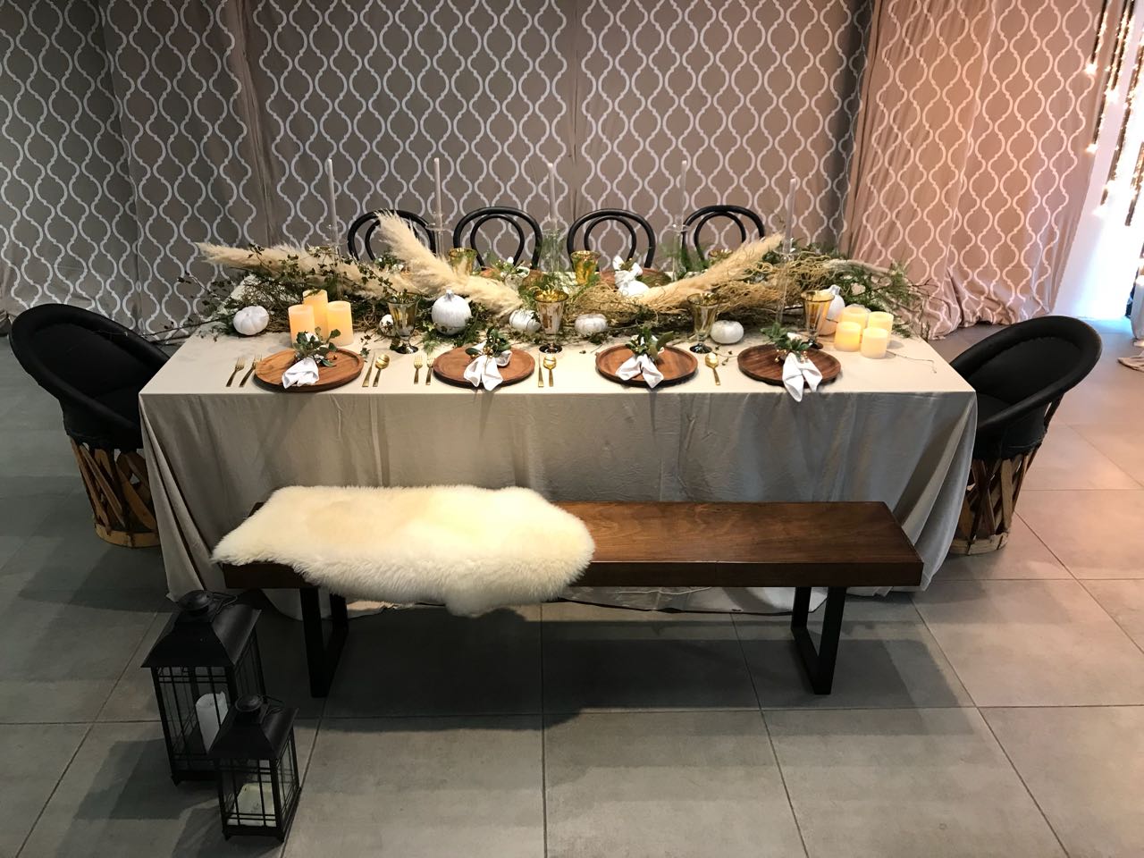 Fotografía de Pruebas de montaje dentro del  Showroom de Local Trendy - 6833 
