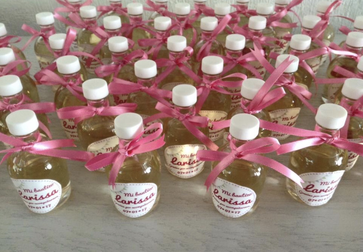 Fotografía de mini botellitas de tequila,mezcal y rompepe a de Ideas para regalar - 11535 