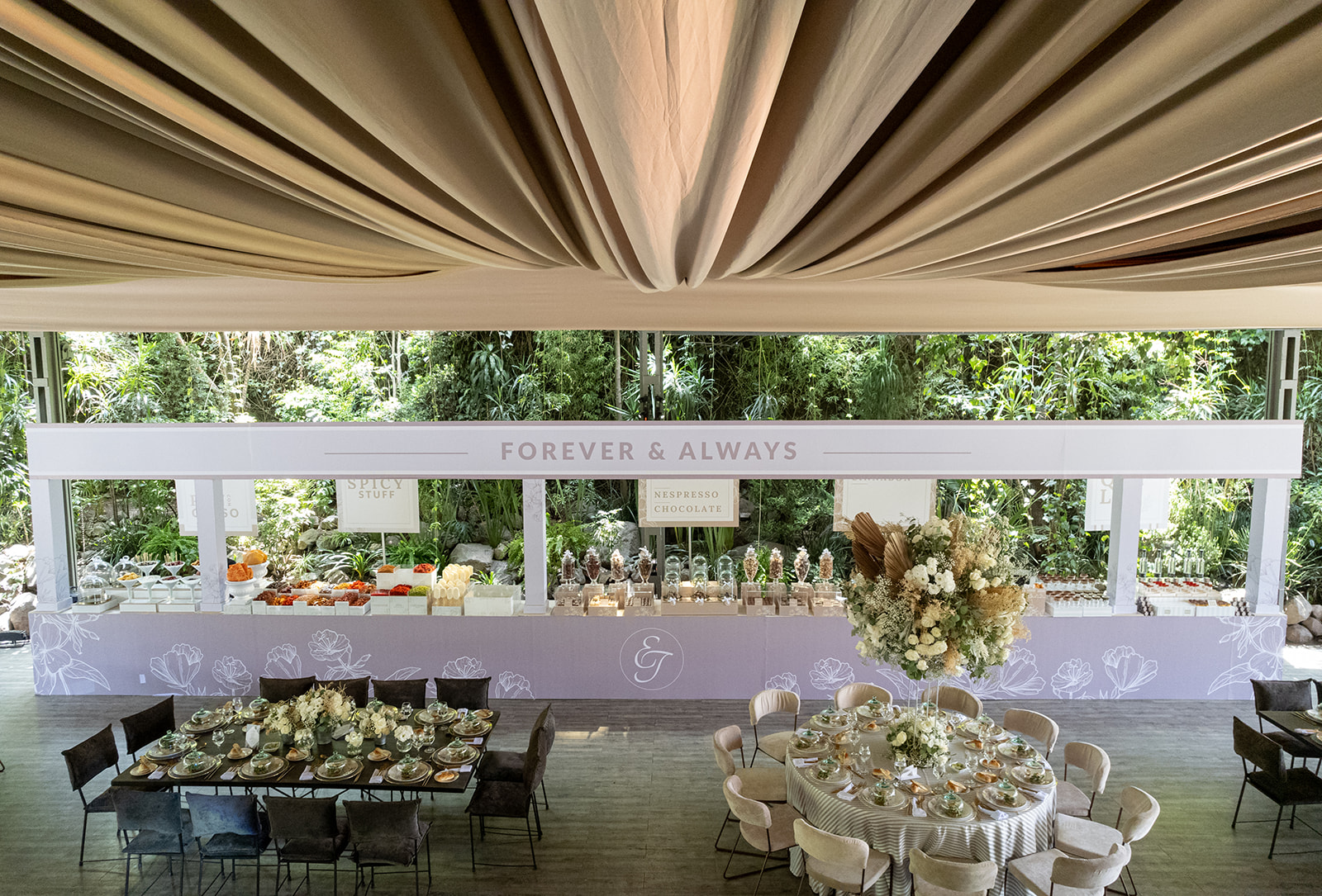 Fotografía de LOMASALTAS de Banquetes Vicky Cherem - 34728 