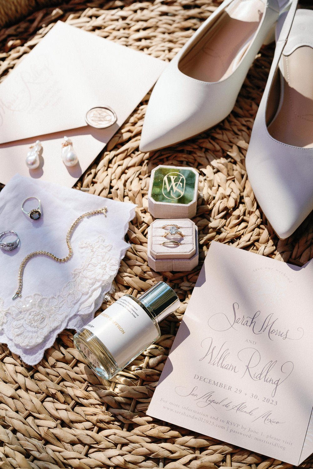 Fotografía de Sarah & Will's Wedding at Hacienda Santa Ana de Fer De Jesús. Wedding Photographer - 41964 