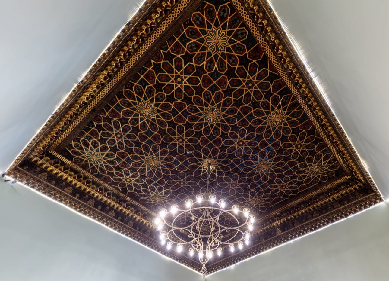 Fotografía de Sal&oacute;n Morisco de Palacio Metropolitano - 45008 