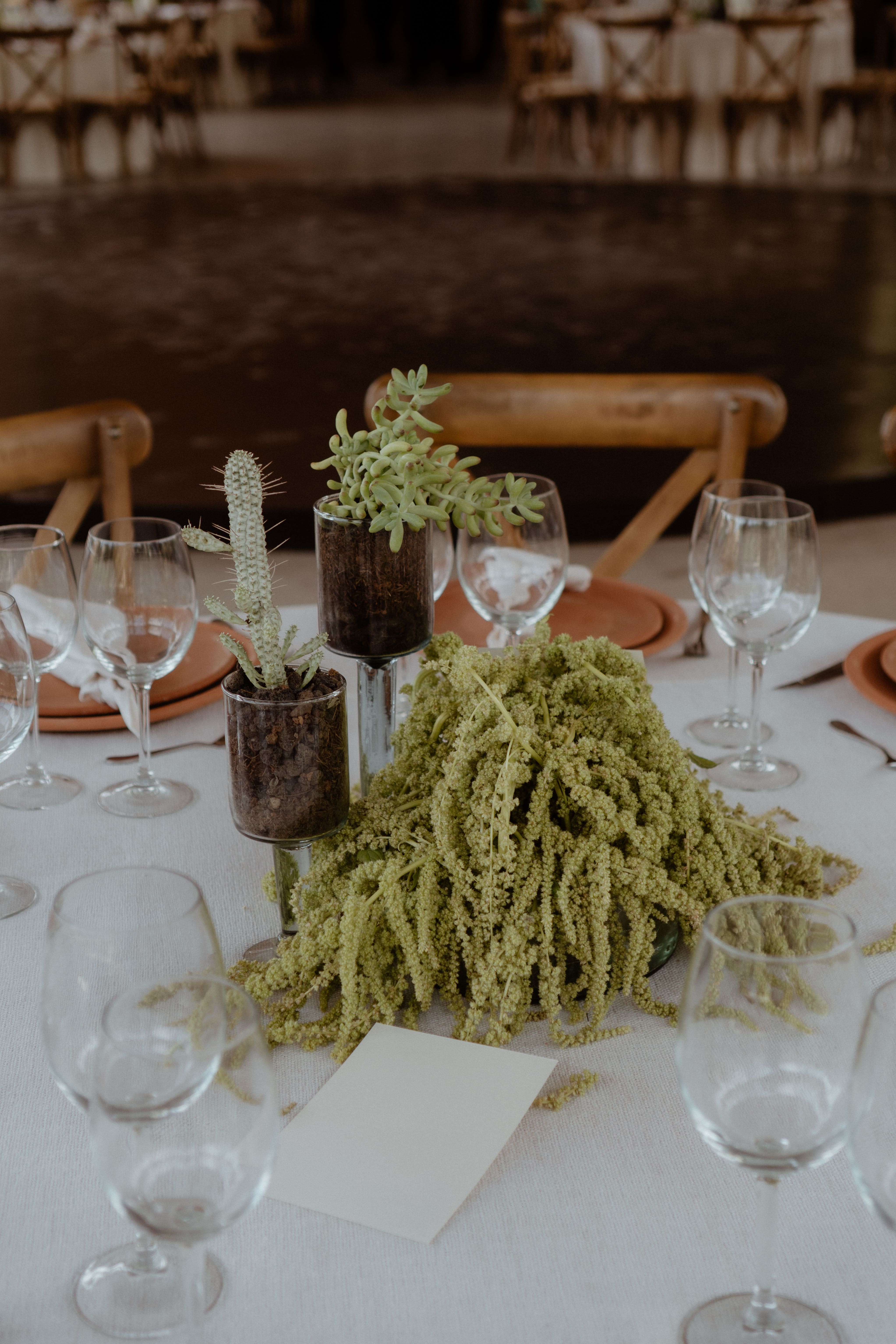 Fotografía de INÉS & PHILLIP. Una calida boda en Casa Chave de Ht Planner - 48119 