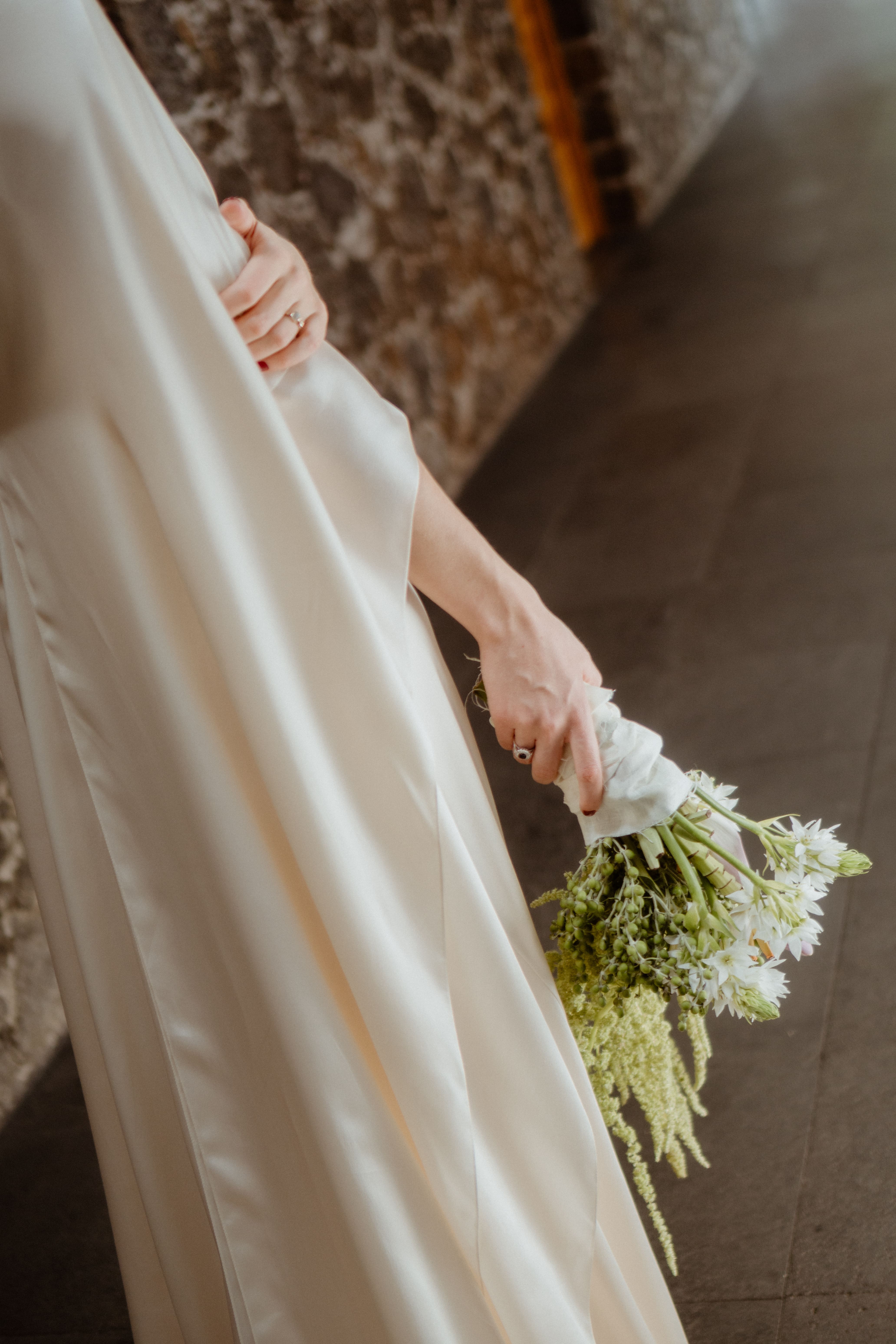 Fotografía de INÉS & PHILLIP. Una calida boda en Casa Chave de Ht Planner - 48123 
