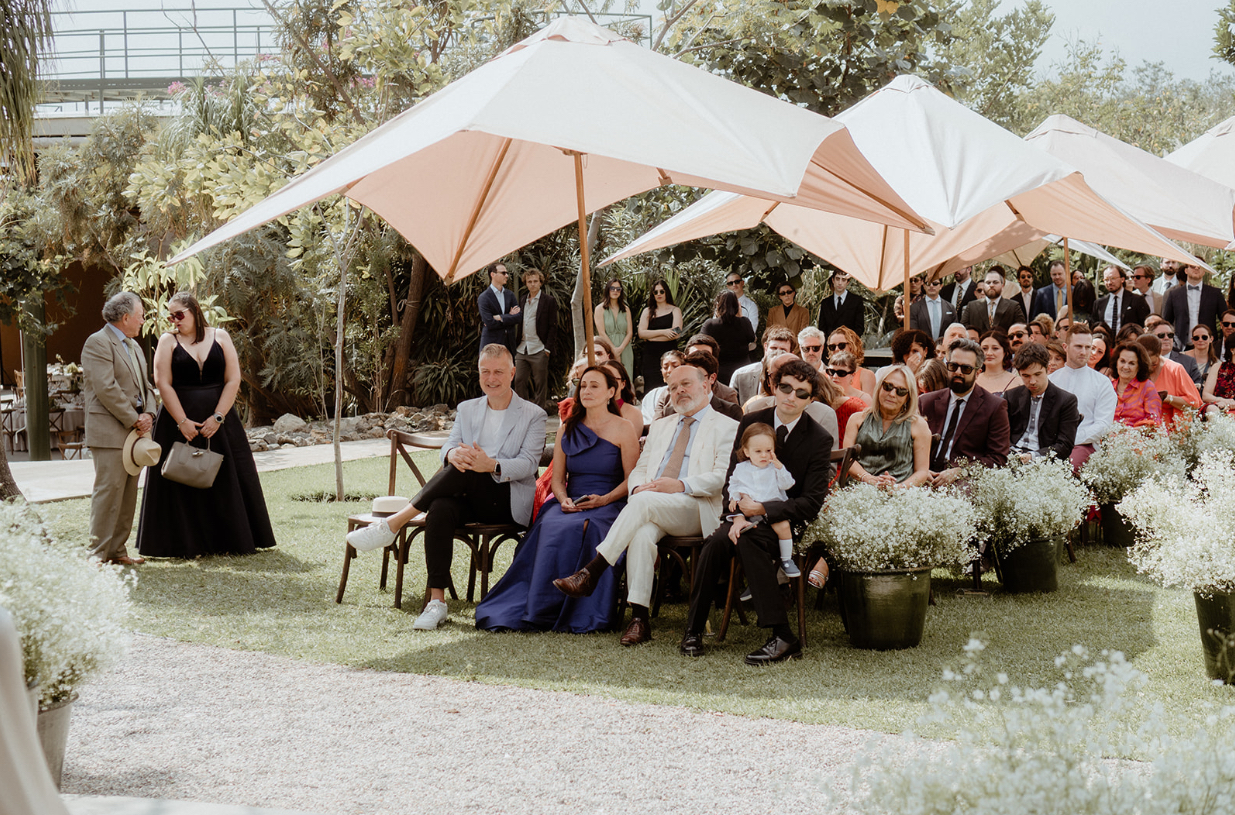 Fotografía de INÉS & PHILLIP. Una calida boda en Casa Chave de Ht Planner - 48134 