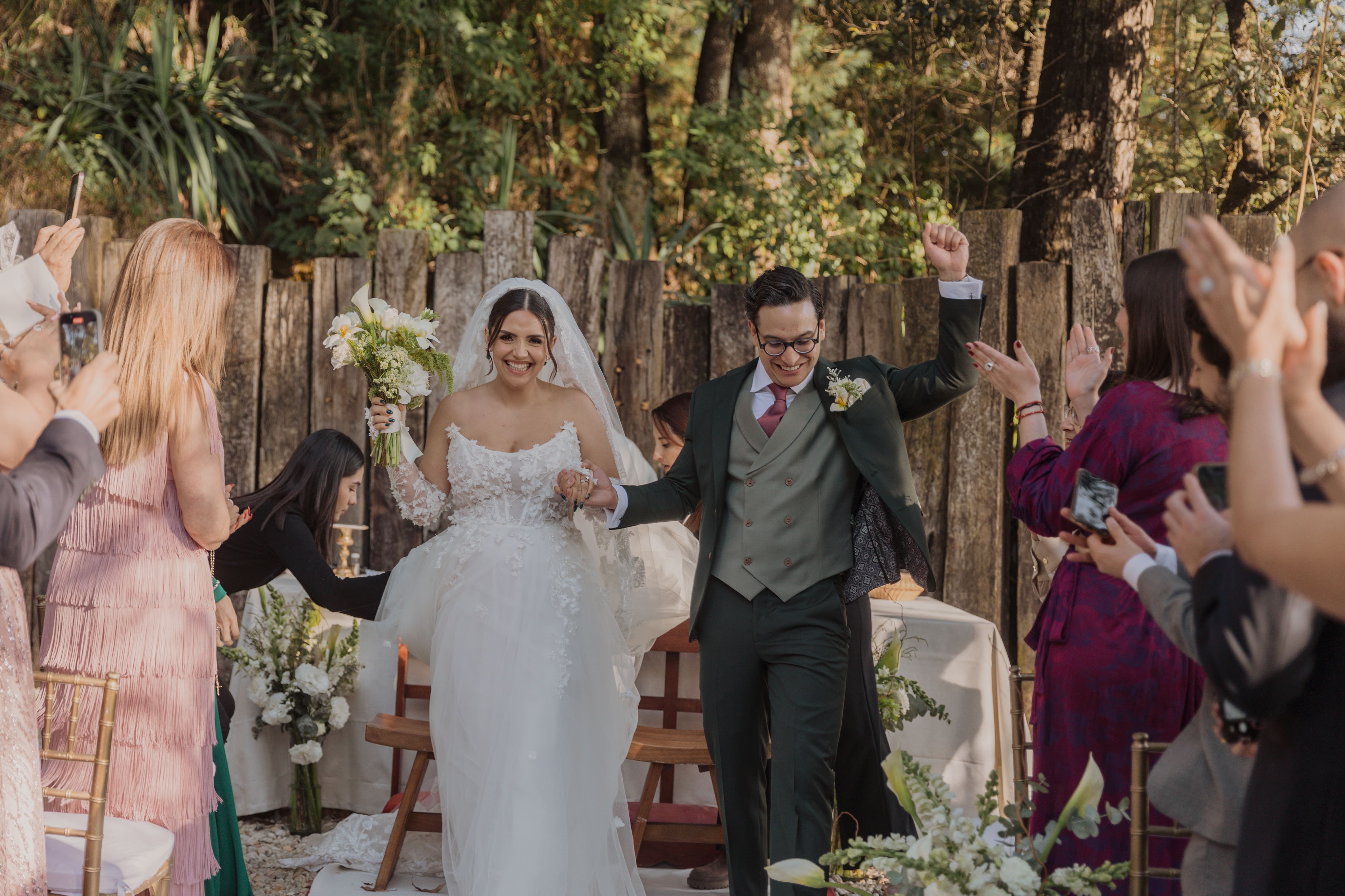 Fotografía de KARLA & ANDRÉS . JARDÍN RANCHO LA PEÑA de Ht Planner - 48284 
