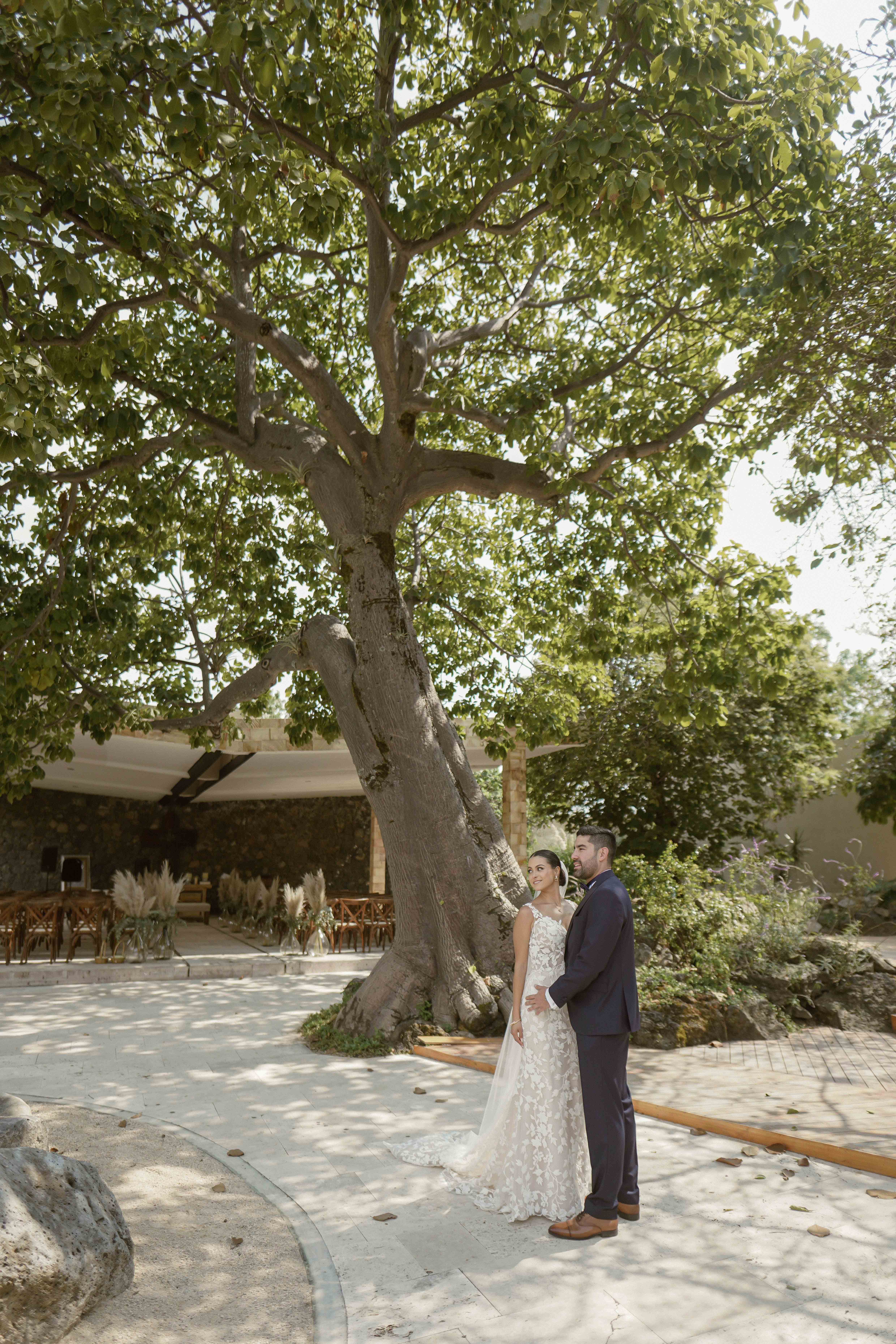 Fotografía de ANDREA & LALO: UNA ROMÁNTICA BODA EN PIEDRA V de Ht Planner - 48360 