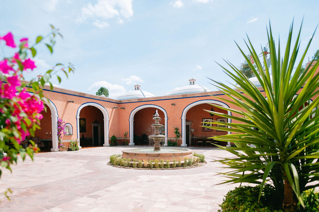 Fotografía de Patio central de Hacienda la Cieneguita - 48506 