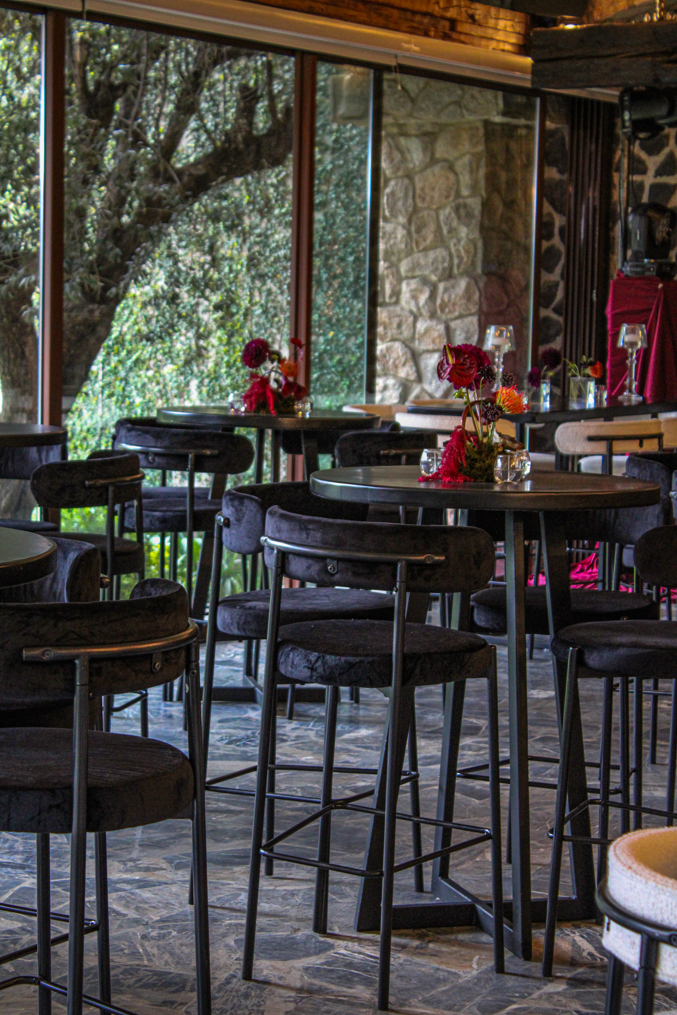 Fotografía de LOUNGE BAR de Rent & Company - 48703 