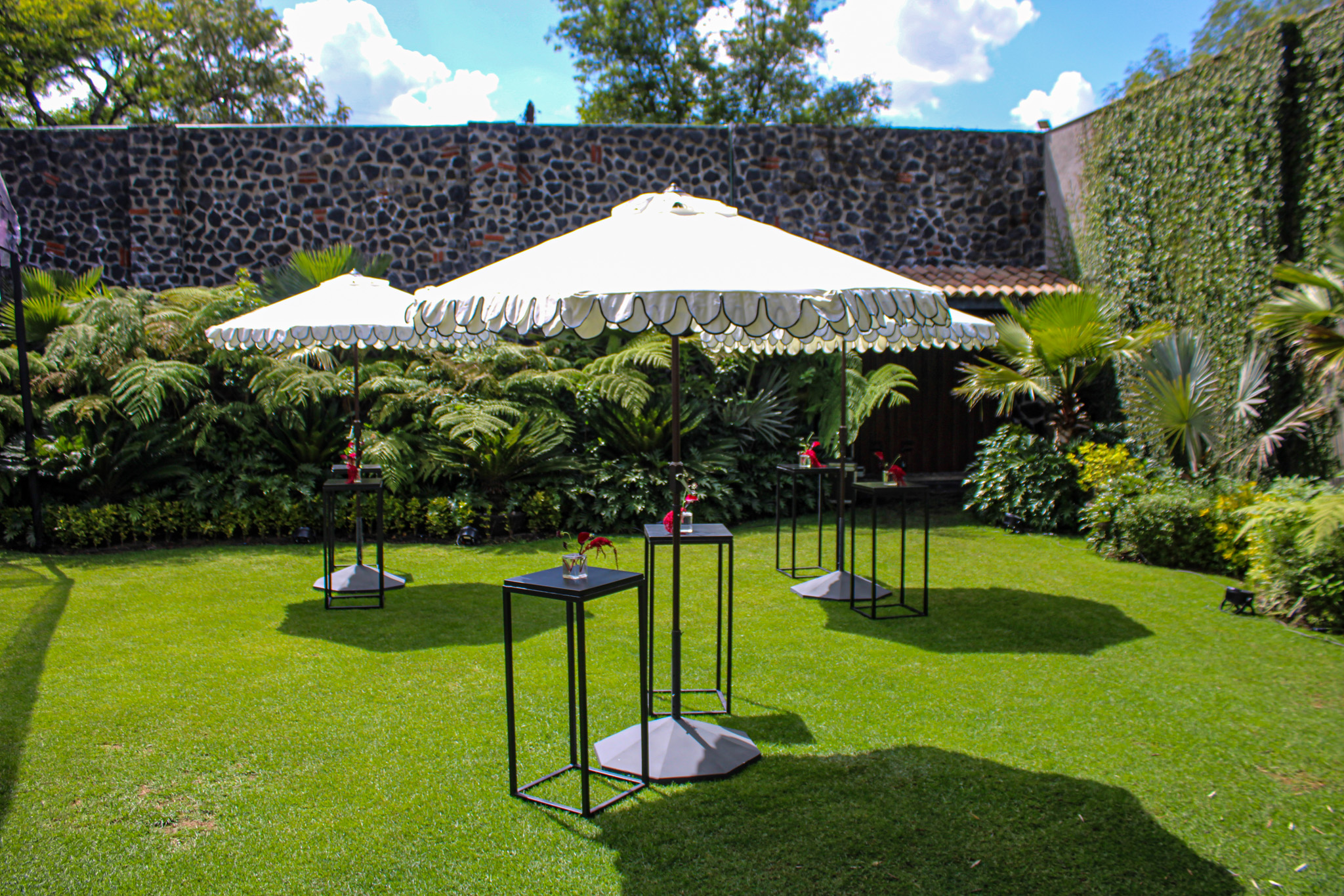 Fotografía de LOUNGE BAR de Rent & Company - 48715 