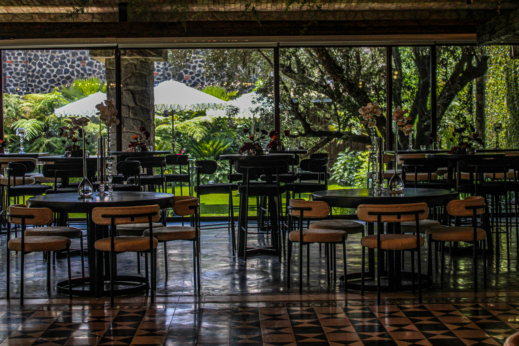 Fotografía de LOUNGE BAR de Rent & Company - 48721 