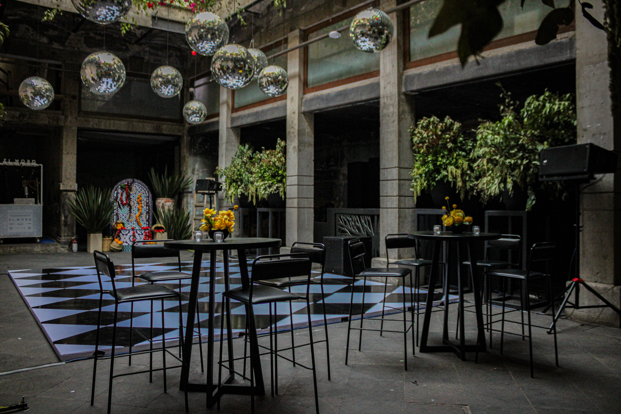 Fotografía de LOUNGE BAR de Rent & Company - 48774 