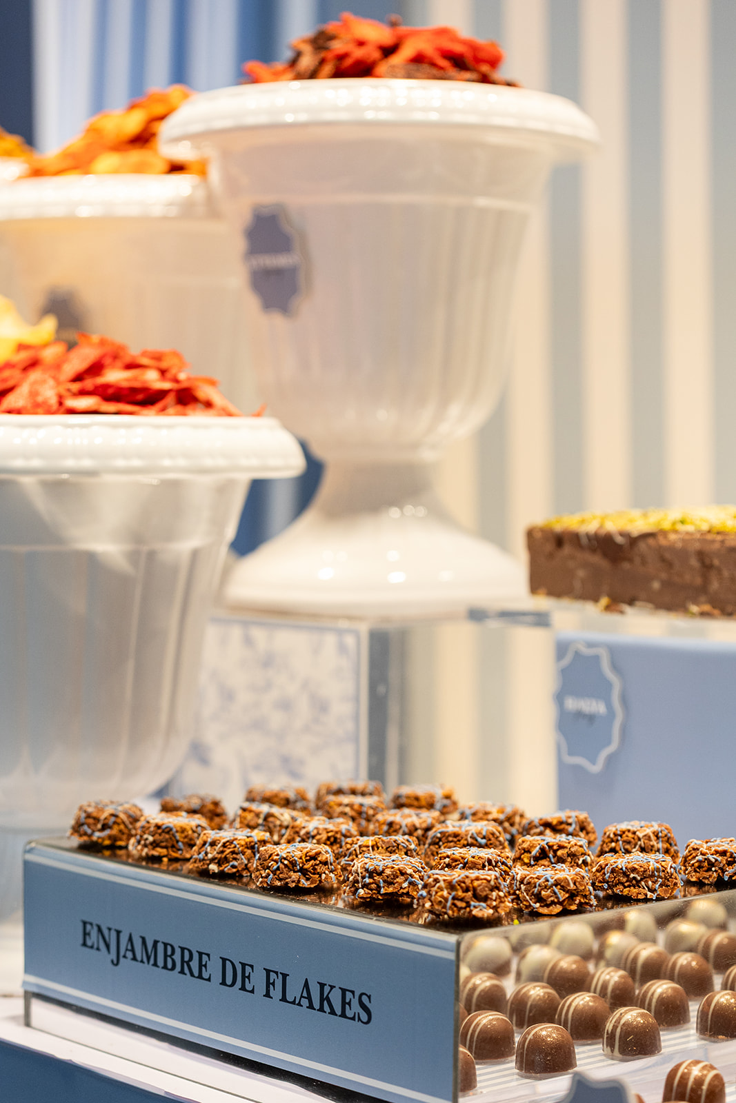 Fotografía de LAURELES de Postres bomb&oacute;n - 48947 