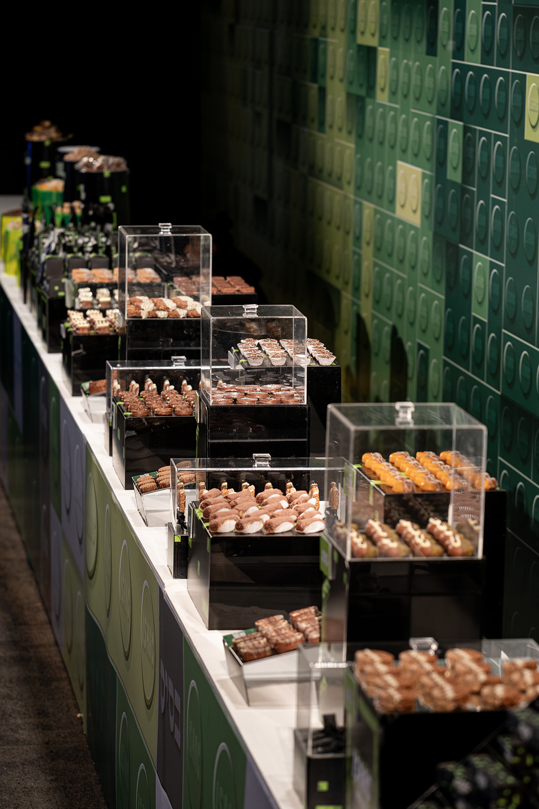 Fotografía de MAGUEN DAVID de Postres bomb&oacute;n - 48967 