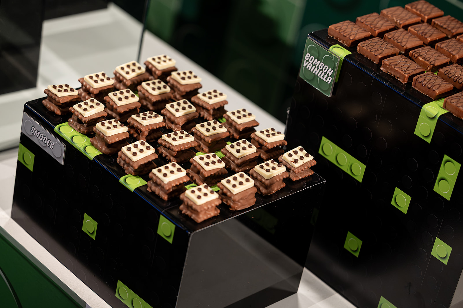 Fotografía de MAGUEN DAVID de Postres bomb&oacute;n - 48968 