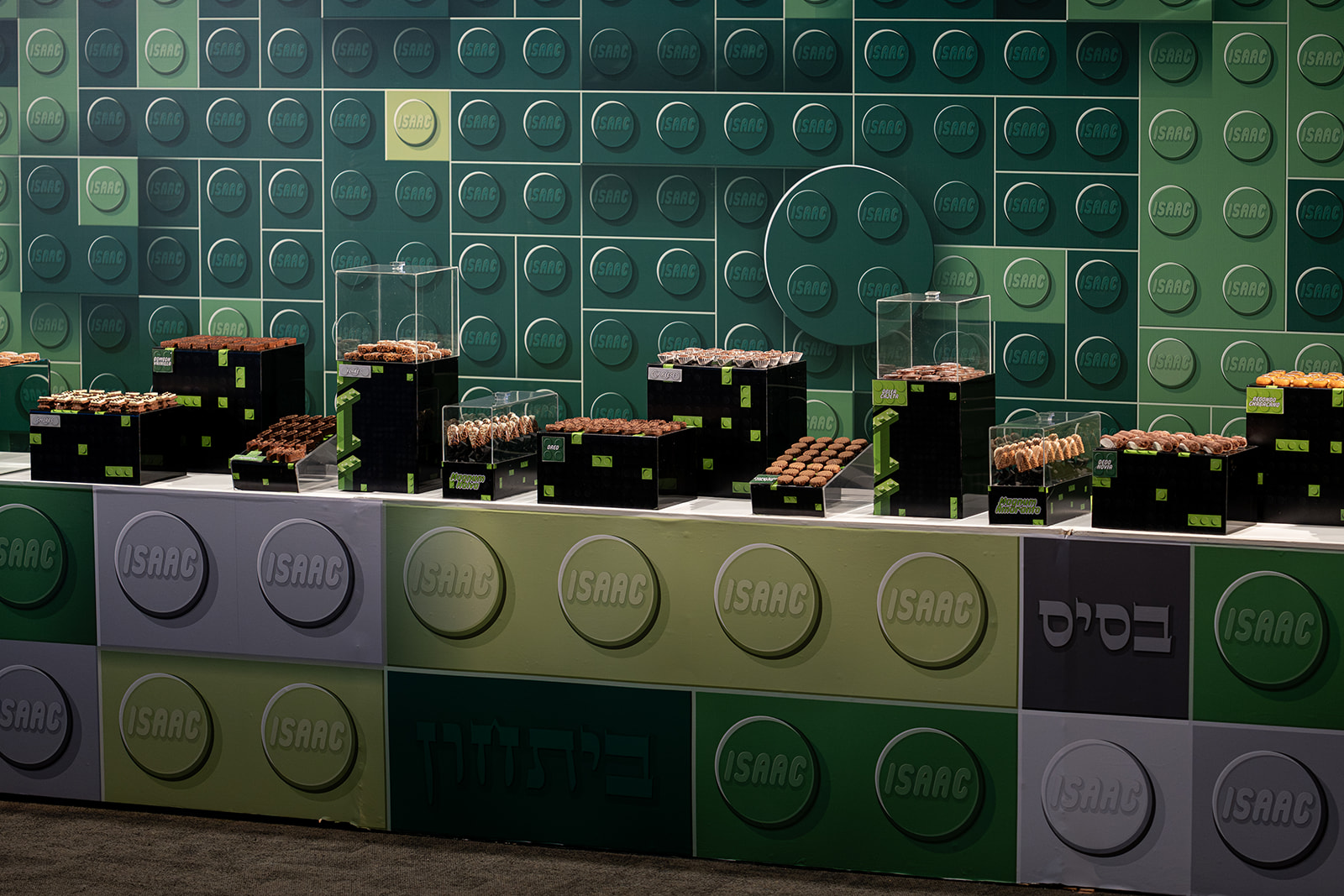 Fotografía de MAGUEN DAVID de Postres bomb&oacute;n - 48970 