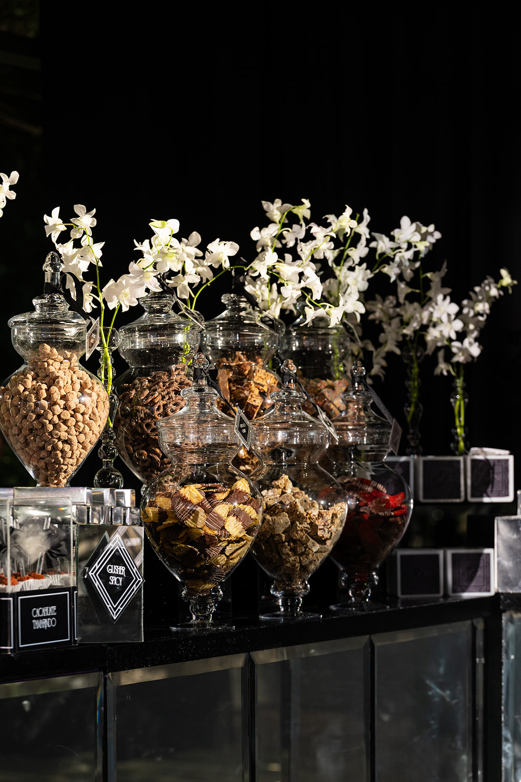 Fotografía de SHAR LE SIMJA  de Postres bomb&oacute;n - 49010 