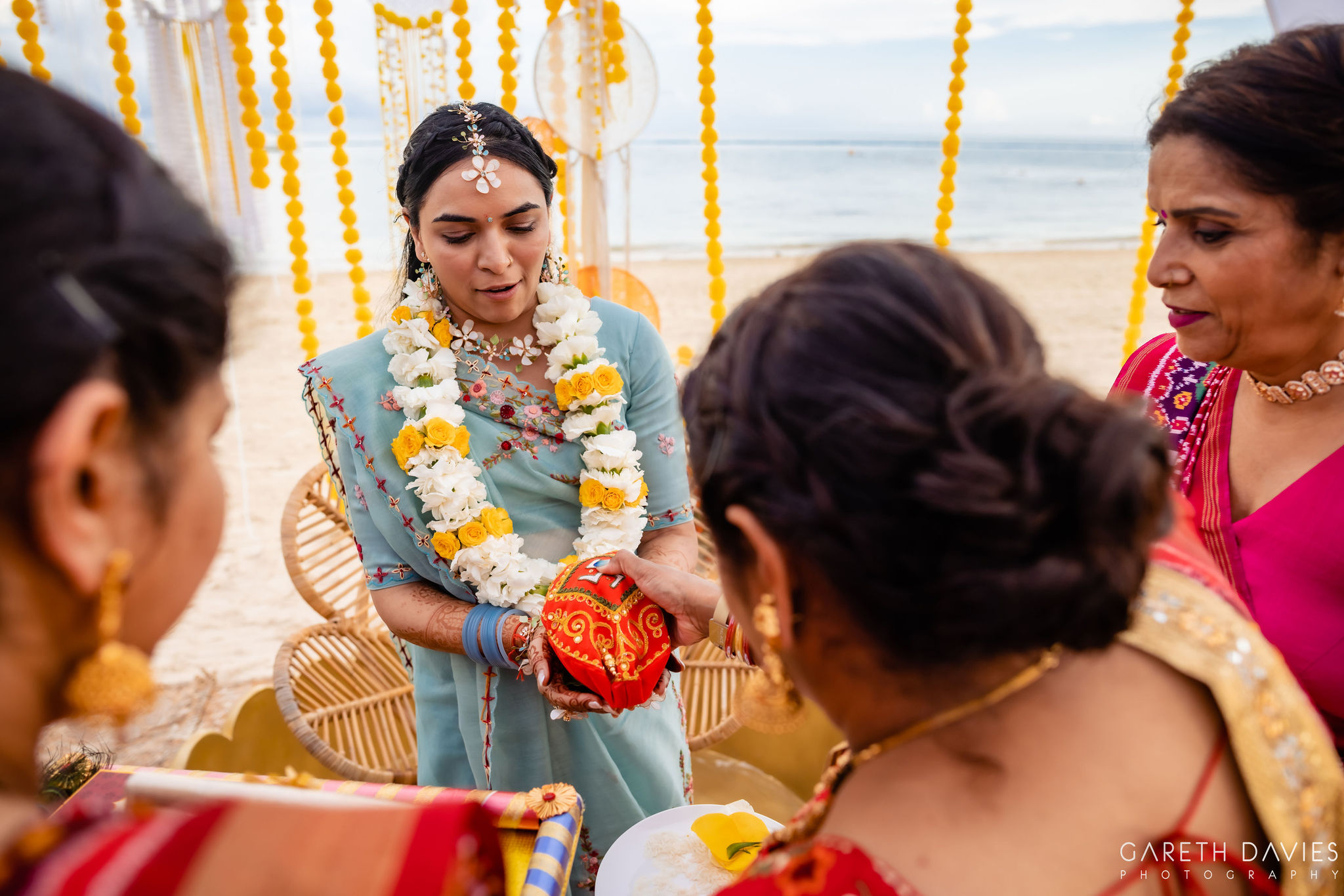 Fotografía de URVEE & KETAN de Lua Planners - 49102 