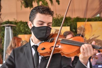 Fotografía de Videos banquete concepto MODERNO  de Violines Familia Musical Cortes - 29810 